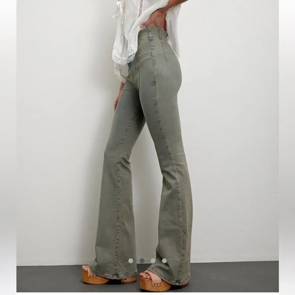 We The Free Jayce Flare Jean - Railroad Pinstripe - Picture 6 of 8